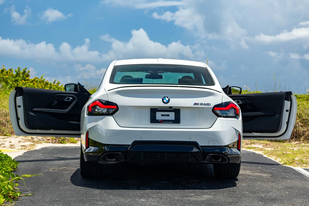 2024 BMW G42 M240i - Image 11 of 31