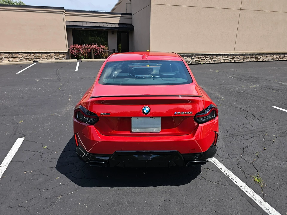 2024 BMW G42 M240i - Image 10 of 31
