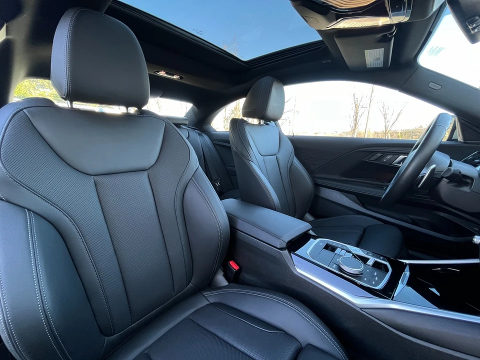 2024 BMW G42 M240i - Image 17 of 21