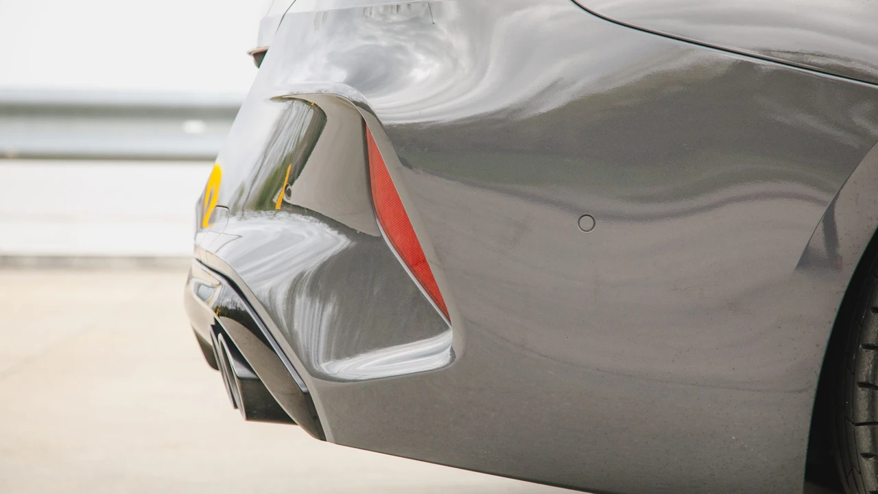2024 BMW M8 - Image 17 of 31