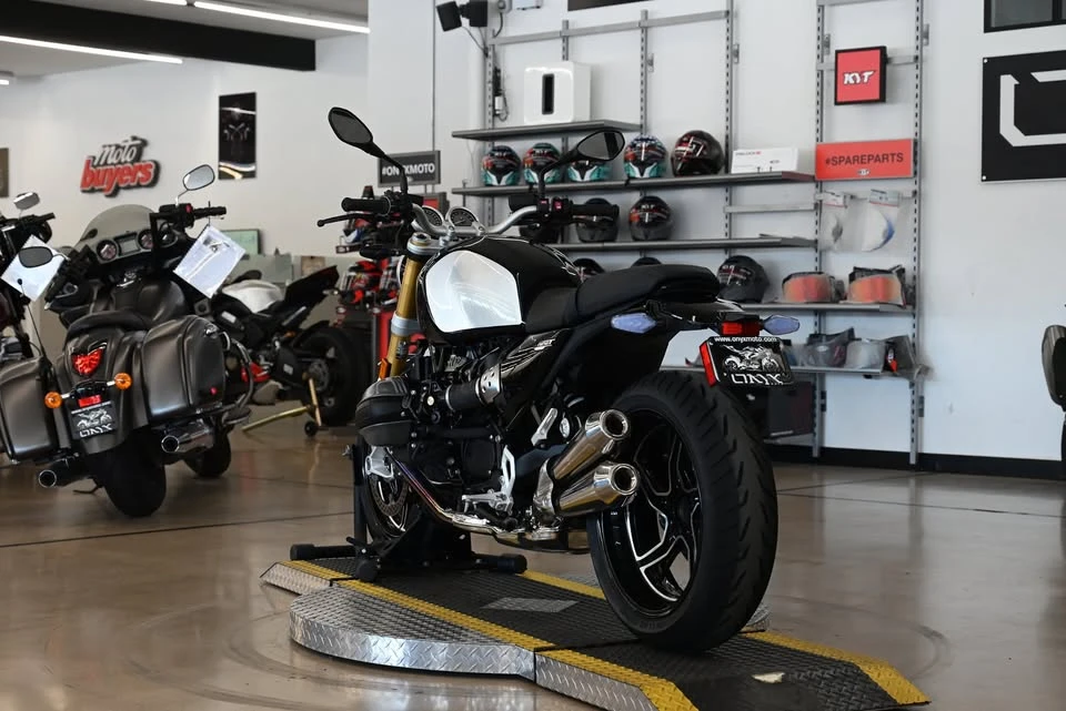 2024 BMW R 12 nineT - Image 11 of 20