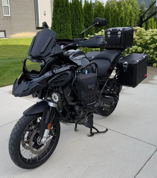 2024 BMW R 12 nineT - Image 15 of 15