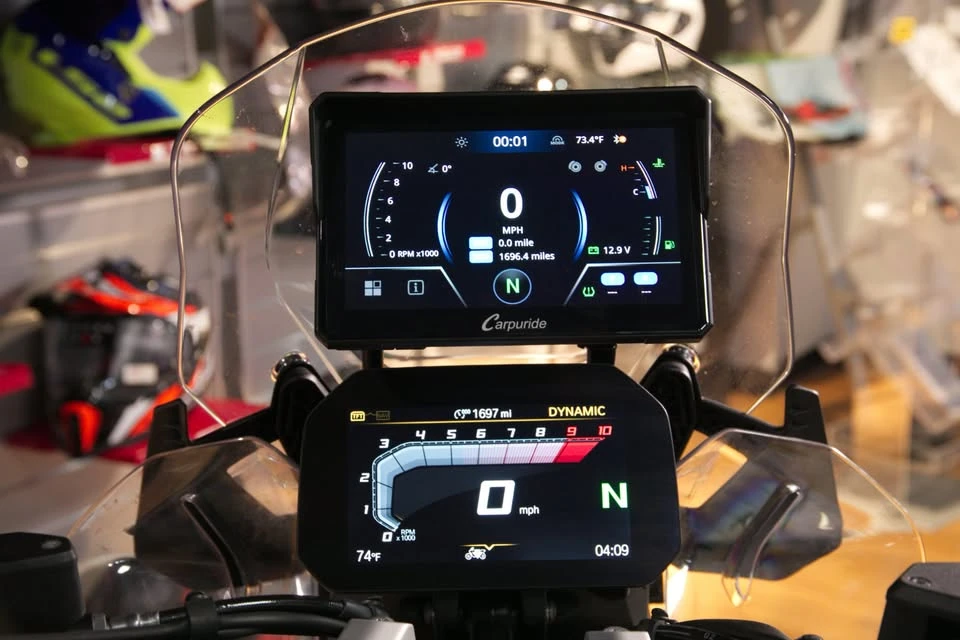 2024 BMW R 12 nineT - Image 14 of 17