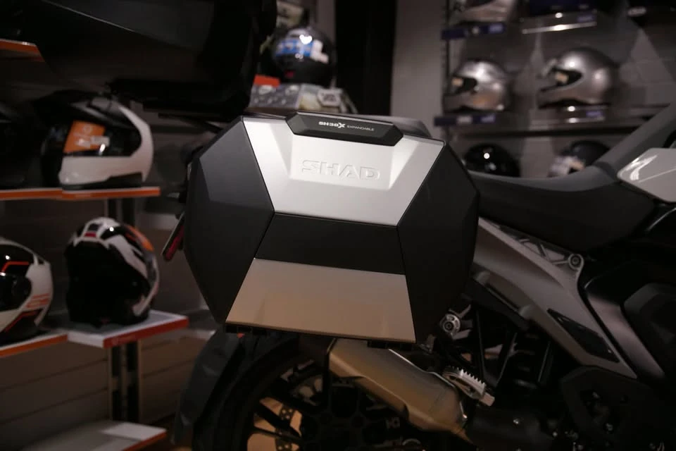2024 BMW R 12 nineT - Image 11 of 17