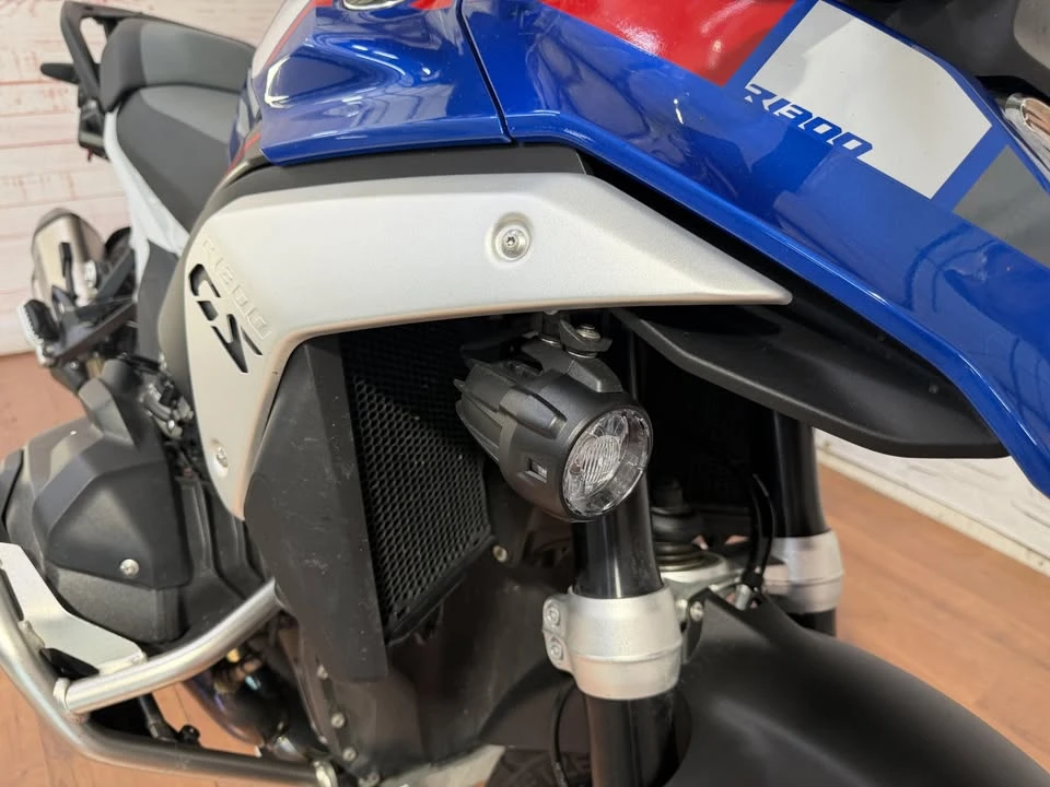 2024 BMW R 12 nineT - Image 10 of 19