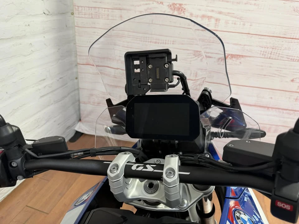 2024 BMW R 12 nineT - Image 9 of 19