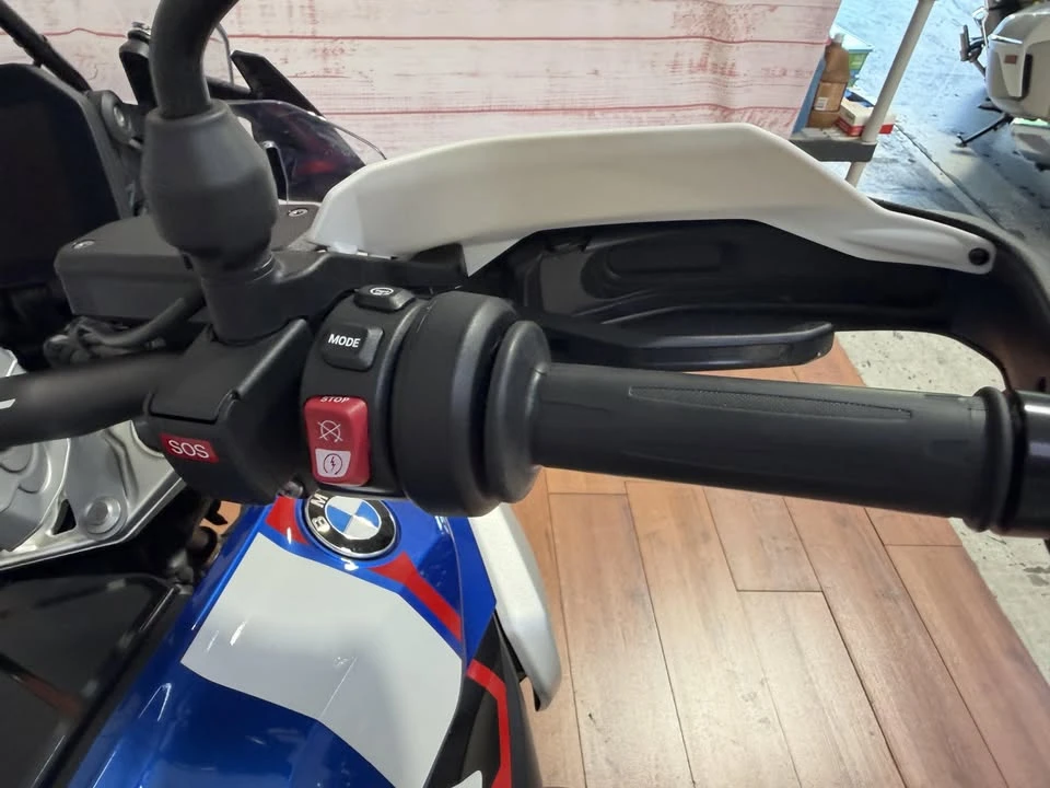 2024 BMW R 12 nineT - Image 7 of 19