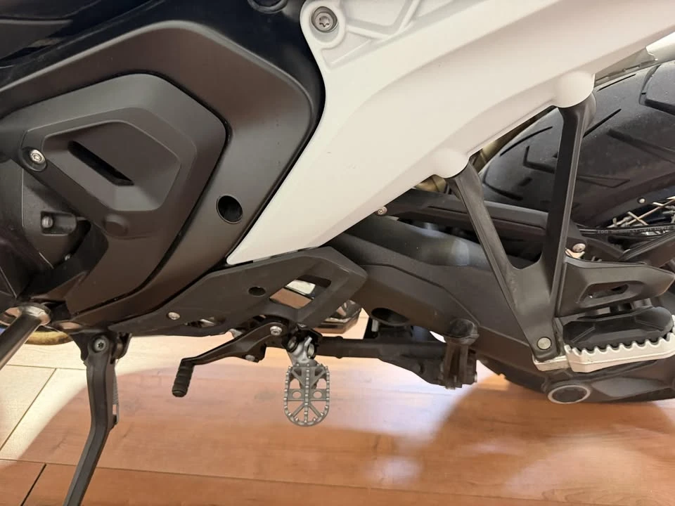 2024 BMW R 12 nineT - Image 17 of 19