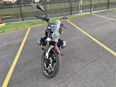 2024 BMW R12