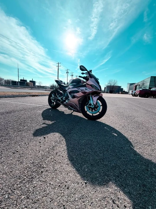 2024 BMW S1000 - Image 2 of 3