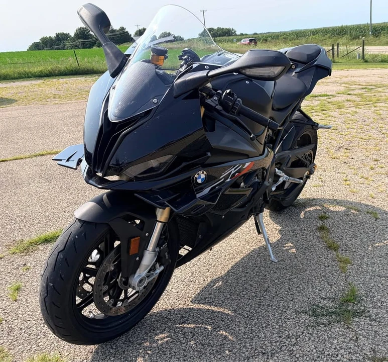 2024 BMW S1000 - Image 3 of 8