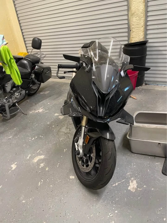 2024 BMW S1000 - Image 3 of 3
