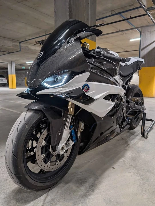 2024 BMW S1000 - Image 9 of 10