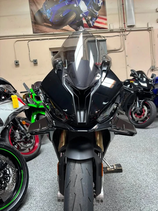 2024 BMW S1000 - Image 3 of 9