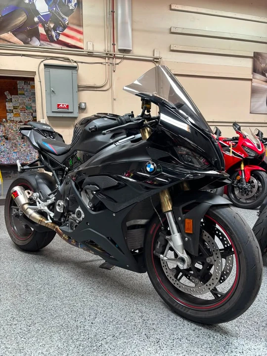 2024 BMW S1000 - Image 2 of 9