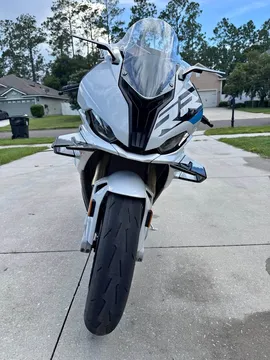 2024 BMW S1000RR