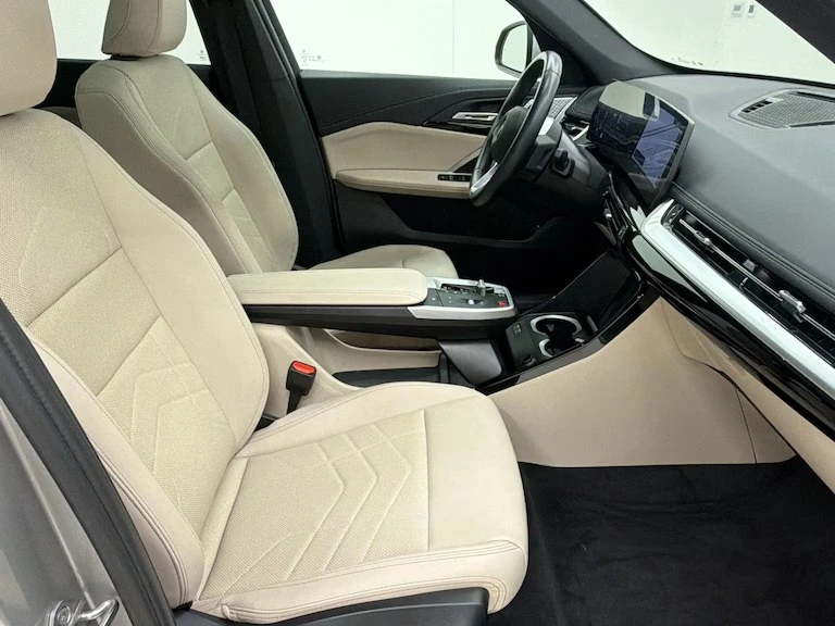 2024 BMW U11/U12 X1 - Image 10 of 11
