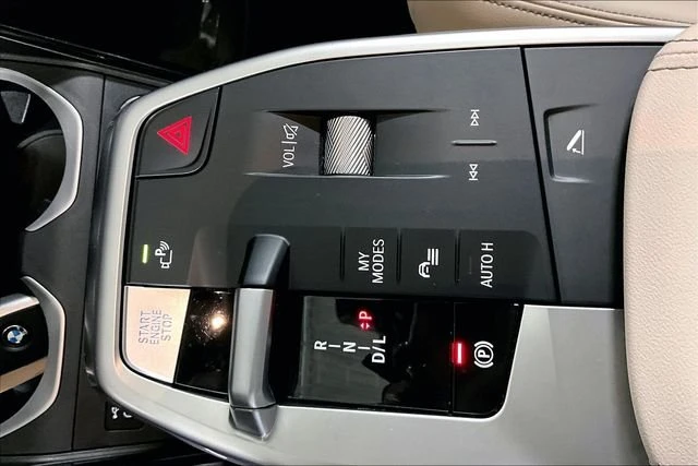 2024 BMW U11/U12 X1 - Image 11 of 15