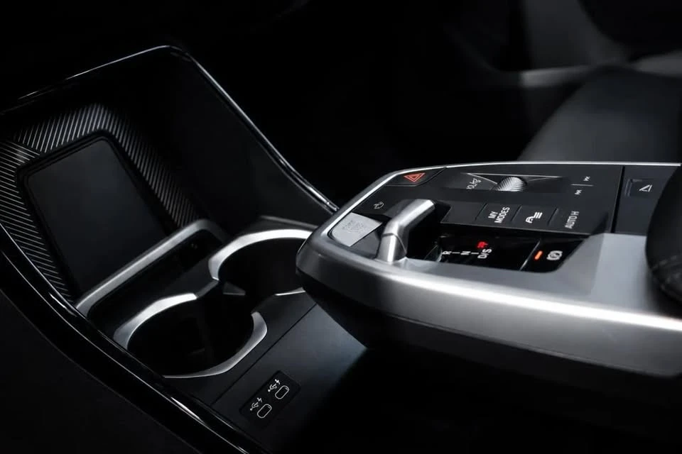 2024 BMW U11/U12 X1 - Image 12 of 18