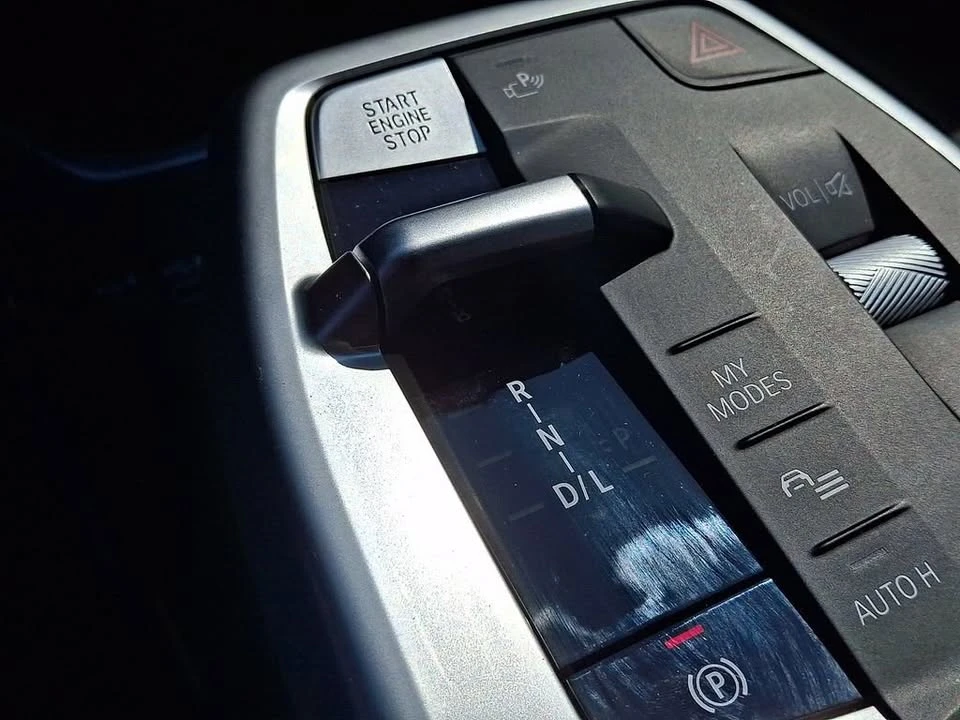 2024 BMW U11/U12 X1 - Image 16 of 20