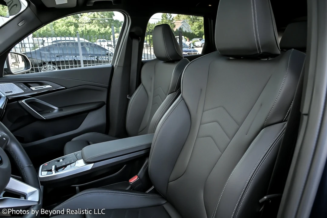 2024 BMW U11/U12 X1 - Image 2 of 21
