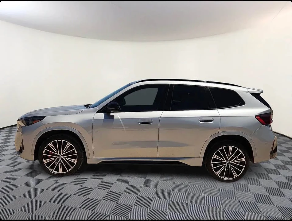 2024 BMW U11/U12 X1 - Image 7 of 10