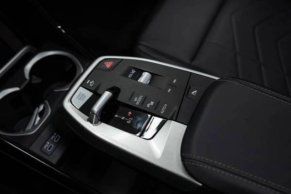 2024 BMW U11/U12 X1 - Image 16 of 21