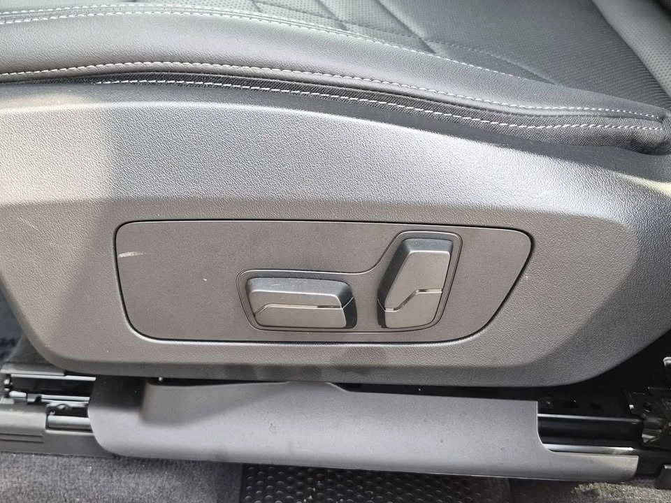 2024 BMW U11/U12 X1 - Image 18 of 20