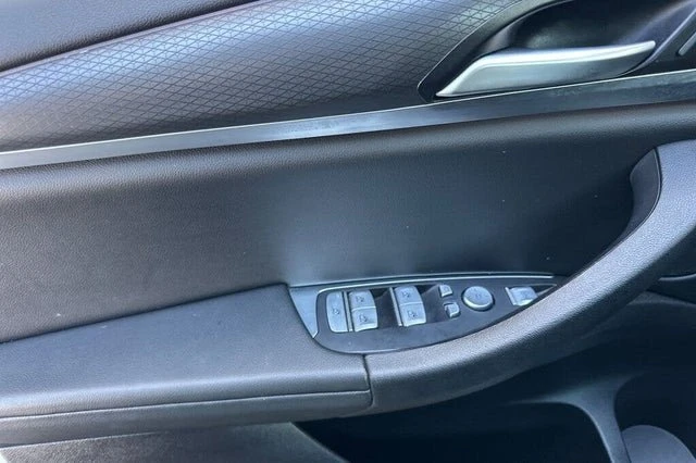 2024 BMW G01 X3 - Image 9 of 19