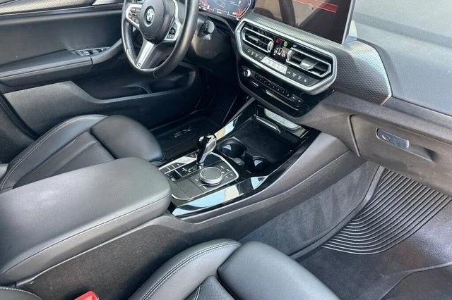 2024 BMW G01 X3 - Image 16 of 19