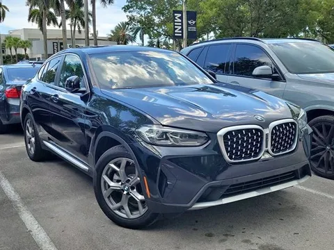 2024 BMW X4 xDrive30i