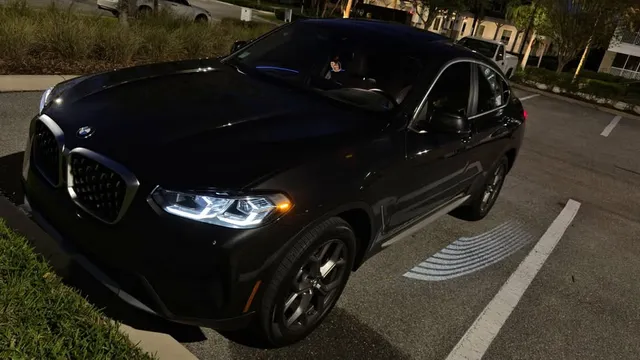 2024 BMW X4 xDrive30i