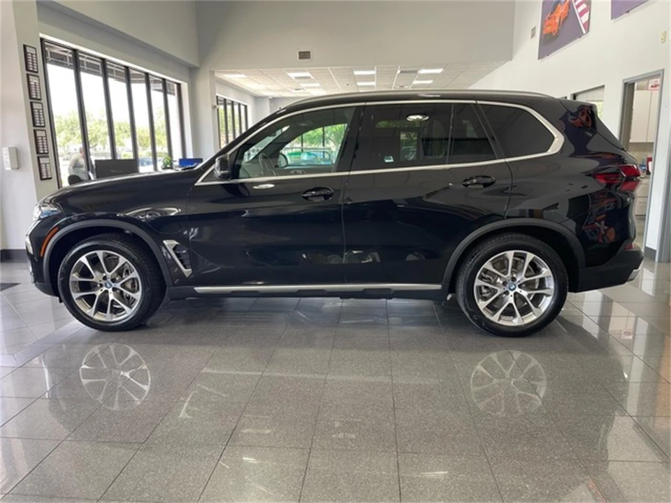 2024 BMW G05 X5 - Image 2 of 31