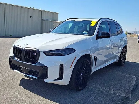 2024 BMW X5 M60i