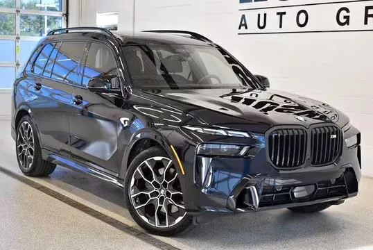 2024 BMW X7 M60i