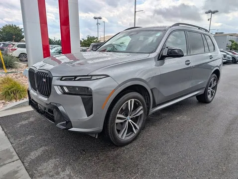 2024 BMW X7 M60i