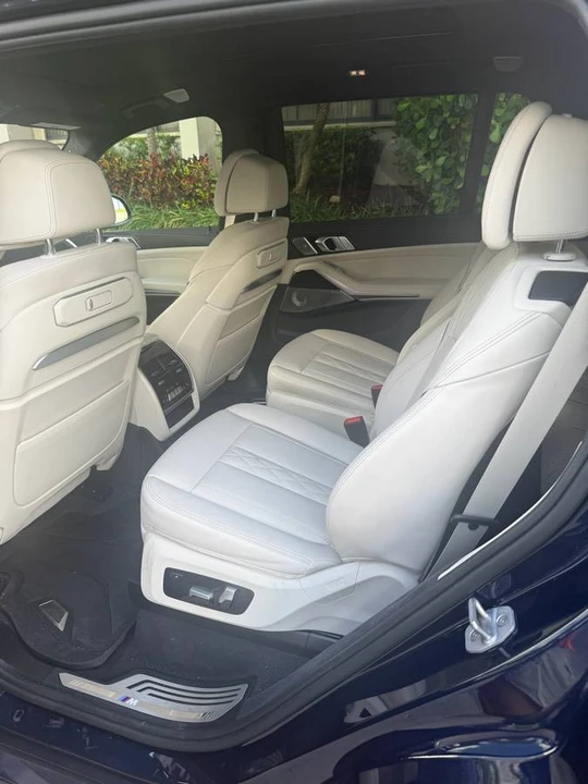 2024 BMW X7 - Image 7 of 24
