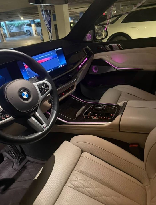 2024 BMW X7 - Image 8 of 24