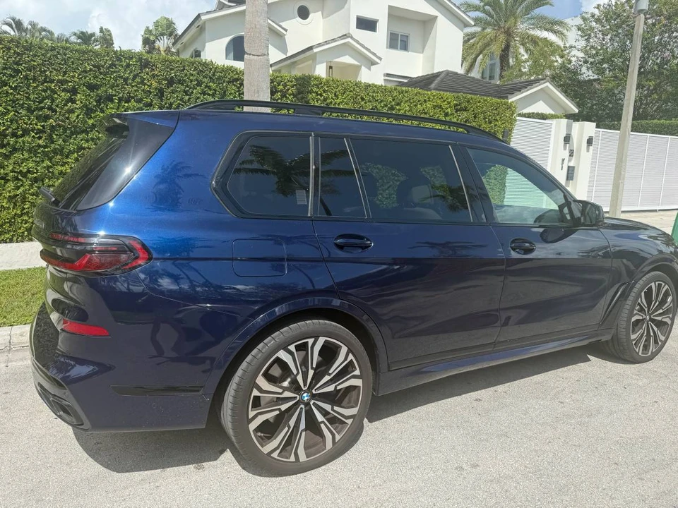 2024 BMW X7 - Image 3 of 24
