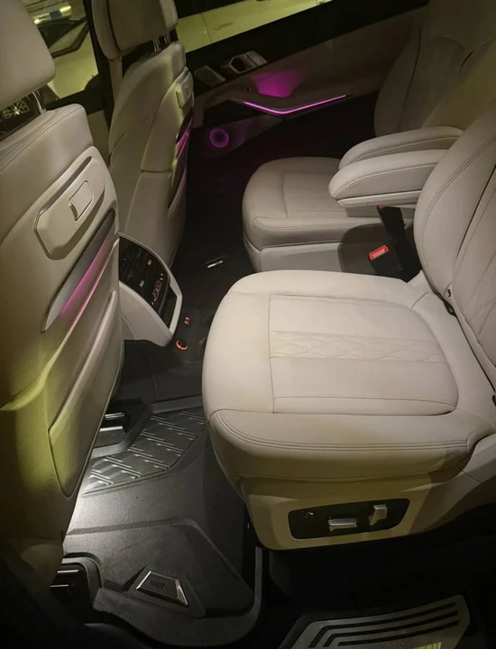 2024 BMW X7 - Image 11 of 24