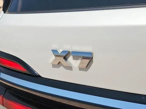 2024 BMW X7 M60i