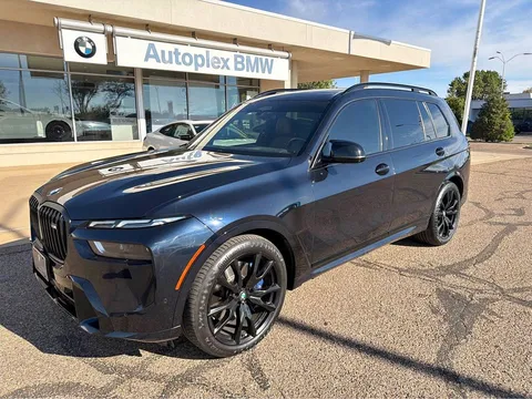 2024 BMW X7 M60i Sport Utility 4D