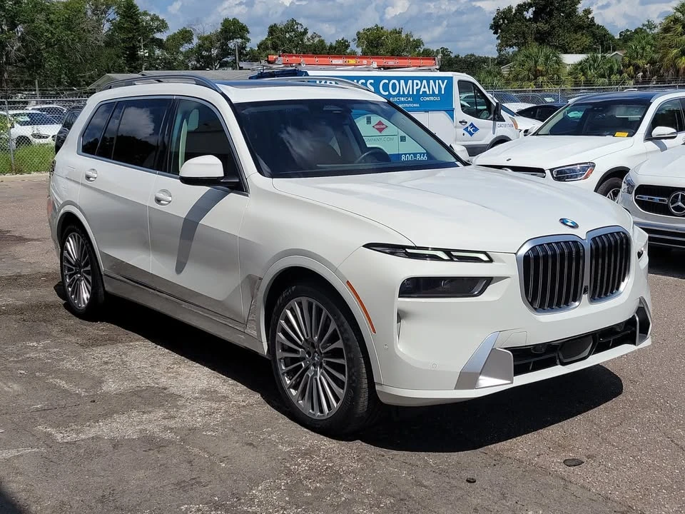 2024 BMW G07 X7 - Image 2 of 19