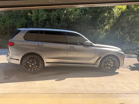 2024 BMW X7 xDrive 40i