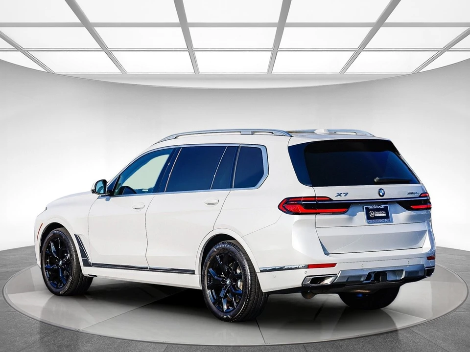 2024 BMW G07 X7 - Image 2 of 12