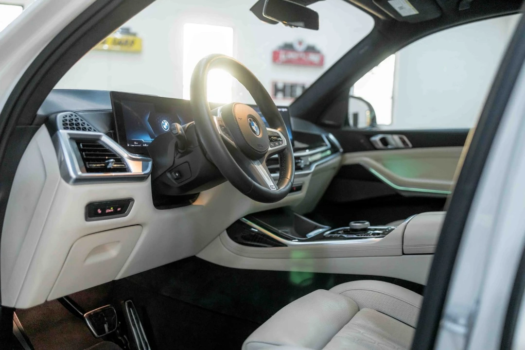 2024 BMW G07 X7 - Image 2 of 12