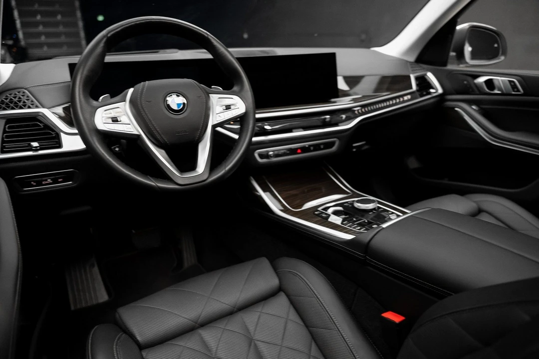 2024 BMW G07 X7 - Image 2 of 21