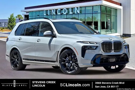2024 BMW X7 xDrive40i