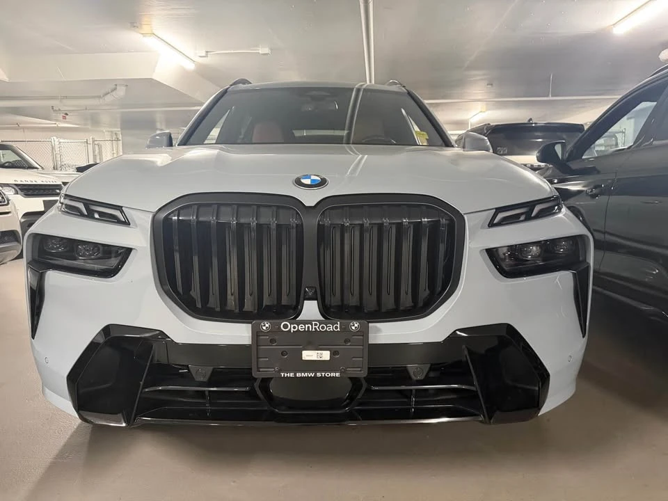 2024 BMW G07 X7 - Image 3 of 8
