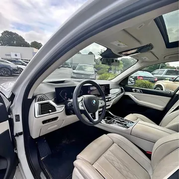 2024 BMW X7 xDrive40i Sport Utility 4D